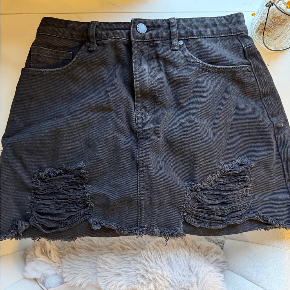 Forever 21 Black Distressed Mini Skirt